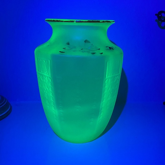 Antique Uranium Depression Glass - Picture 1 of 9